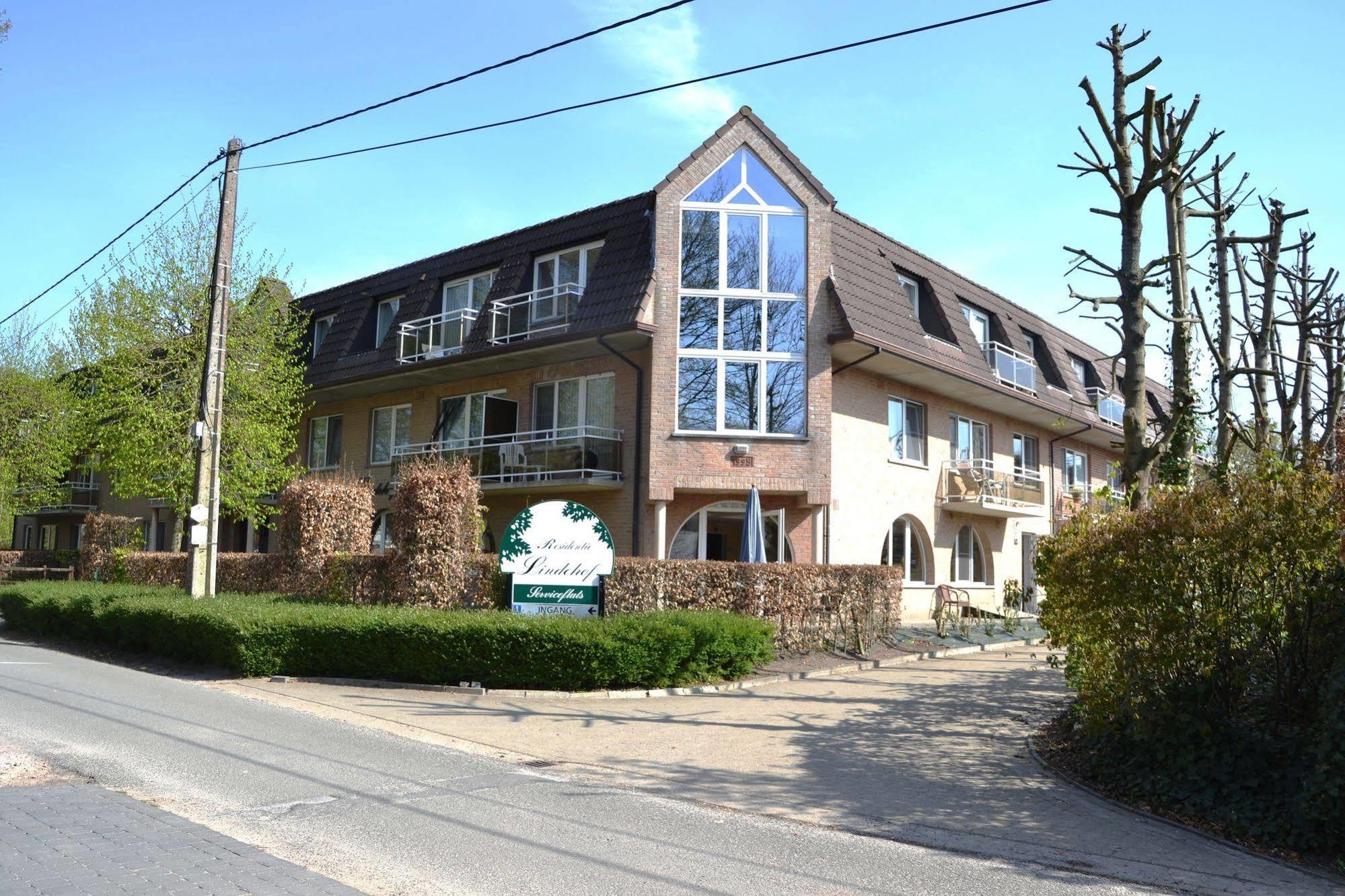Lindehof Serviced Flats Zoersel Exterior photo